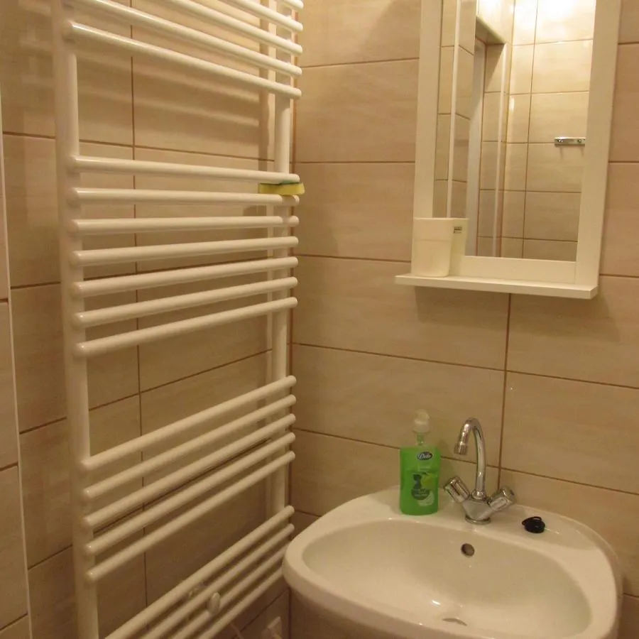 Lizy Apartman Apartment Eger